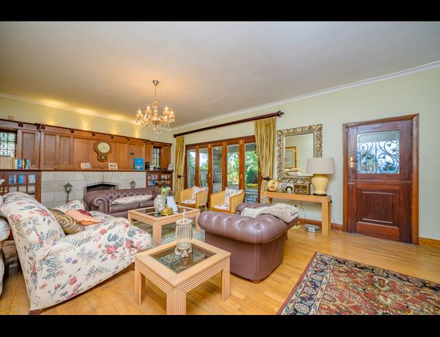 5 BEDROOM HOUSE FOR SALE IN WESTVILLE